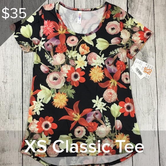 Lularoe Classic T - Picture 1 of 1